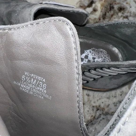 Vince Camuto Gray Stone Suede Pevista Slit Lace Ankle Heeled Bootie Size 5.5 - Picture 3 of 12